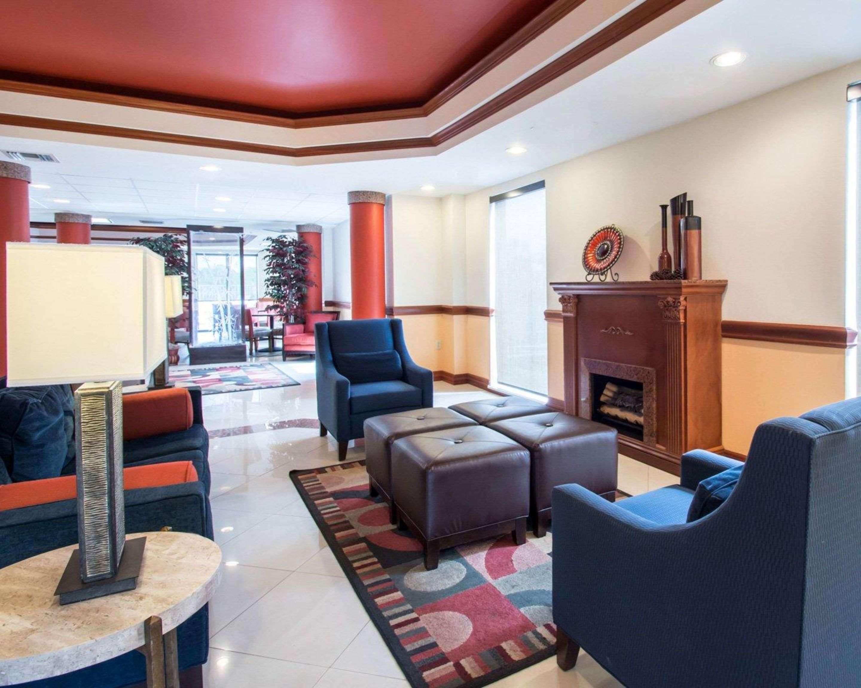Comfort Suites Fort Pierce I-95 Экстерьер фото